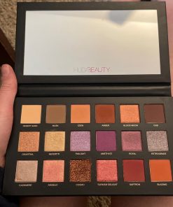 Huda Beauty-Desert Dusk Eyeshadow Palette